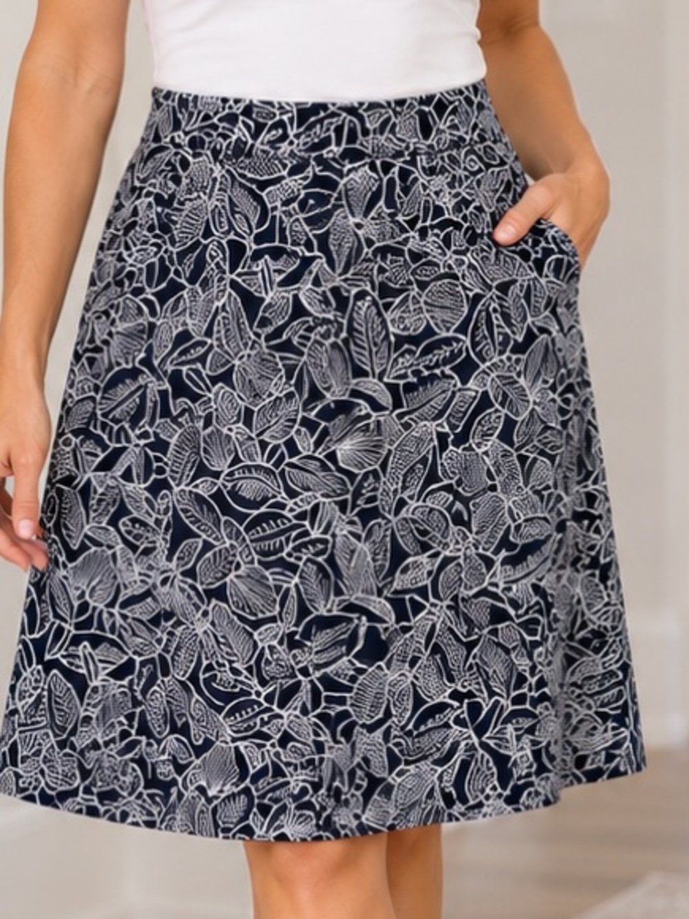 Talbots Black and White Leaf Print A-Line Skirt